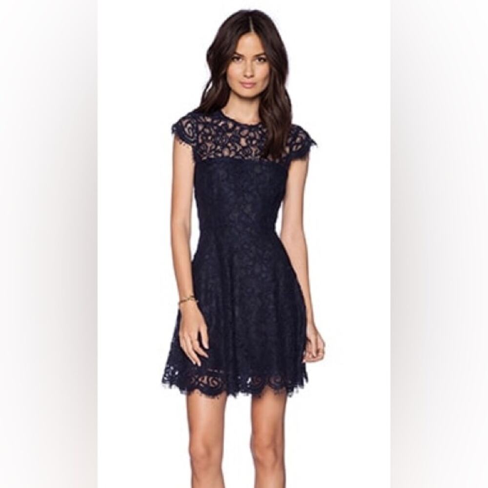 Bb Dakota Rylin Navy Lace Dress Sz 0